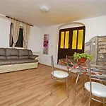 House Lanima Сasa de vacaciones